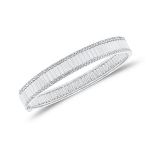 Diamond & Gold Pleated Bangle Bracelet - 14K gold weighing 18.40 grams - 106 round diamonds weighing 0.89 carats