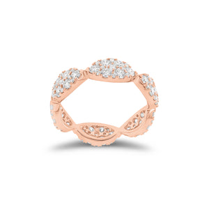 Pave diamond marquises eternity ring - 18K gold weighing 2.76 grams - 90 round diamonds weighing 1.84 carats