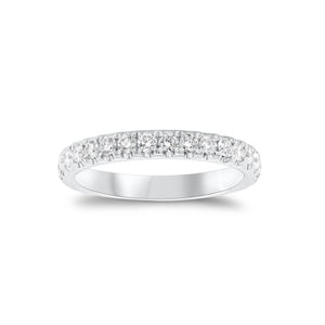 0.81 ct Diamond Eternity Ring - 18K gold weighing 2.73 grams - 32 round diamonds weighing 0.81 carats