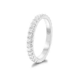 0.81 ct Diamond Eternity Ring - 18K gold weighing 2.73 grams - 32 round diamonds weighing 0.81 carats