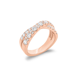 Diamond simple crossover ring - 18K gold weighing 5.98 grams  - 29 round diamonds weighing 1.06 carats