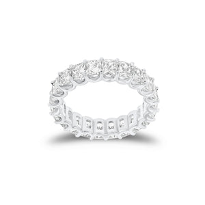 4.47 ct Radiant-Cut Diamond Eternity Band - 18K gold weighing 4.60 grams  - 22 radiant-cut diamonds weighing 4.47 carats (GIA-graded F-color, VS clarity)