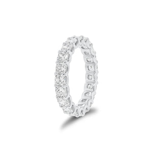 Cushion-Cut Diamond Eternity Ring - 18K gold weighing 3.20 grams - 21 cushion-cut diamonds weighing 2.99 carats (GIA-graded F-G color, VS2 clarity)