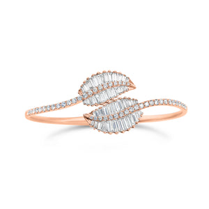 Diamond Bypass Leaf Bangle - 14kt yellow gold 12.60 grams - 56 straight baguettes weighing 1.50 ct - 46 round brilliant cut diamonds weighing 0.83 ct