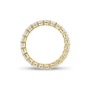Diamond Shared Prong Eternity Ring - 18K gold weighing 1.47 grams - 23 round diamonds weighing 1.65 carats