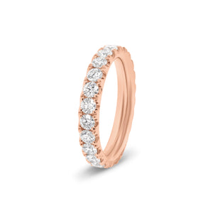 Diamond Eternity Band - 18K gold weighing 3.69 grams - 24 round diamonds totaling 1.73 carats