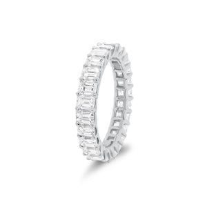Emerald-Cut Diamond Eternity Band - 18K gold weighing 2.38 grams - 26 emerald-cut diamonds totaling 3.72 carats (GIA-graded G color, VS2 clarity)