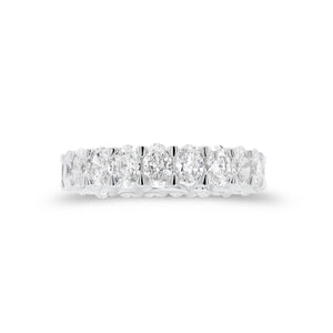 Oval Diamond Eternity Band - 18K gold weighing 3.11 grams - 21 oval brilliant-cut diamonds totaling 3.15 carats (GIA-graded G color, VS clarity)