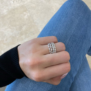 Single-Prong Diamond Eternity Ring- 18K white rose weighing 1.65 grams - 23 round diamonds weighing 1.15 carats