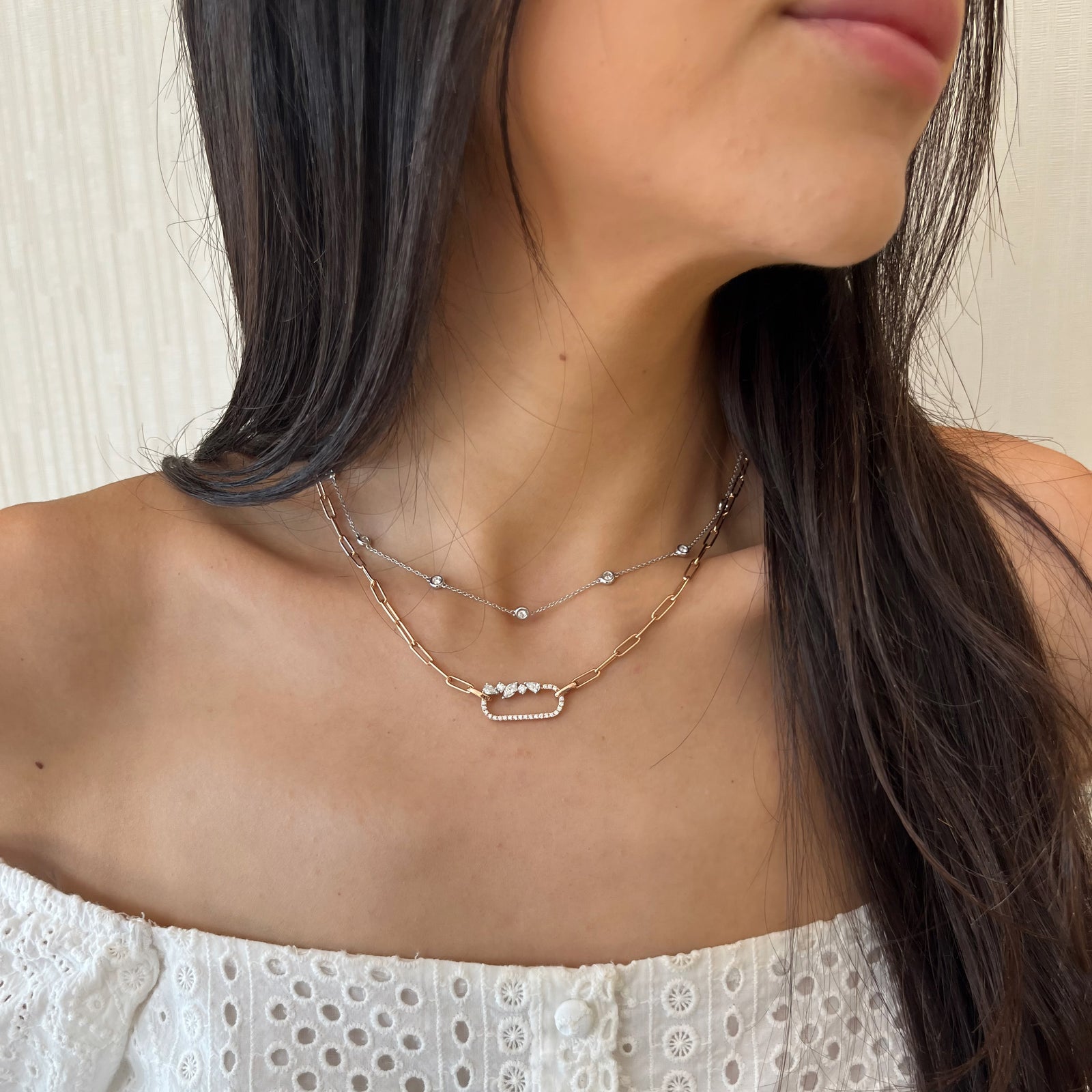 Diamond Elaborate Paperclip Chain Necklace - 14K gold weighing 4.92 grams
- 25 round diamonds weighing 0.27 carats - 0.16 ct marquise-shaped diamond - 2 pear-shaped diamonds weighing 0.20 carats