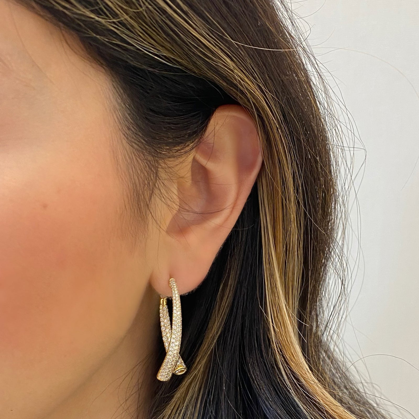 Diamond Interior & Exterior Abstract Hoop Earrings - 18K gold weighing 8.36 grams - 4 marquise-shaped diamonds weighing 0.36 carats  - 264 round diamonds weighing 2.85 carats