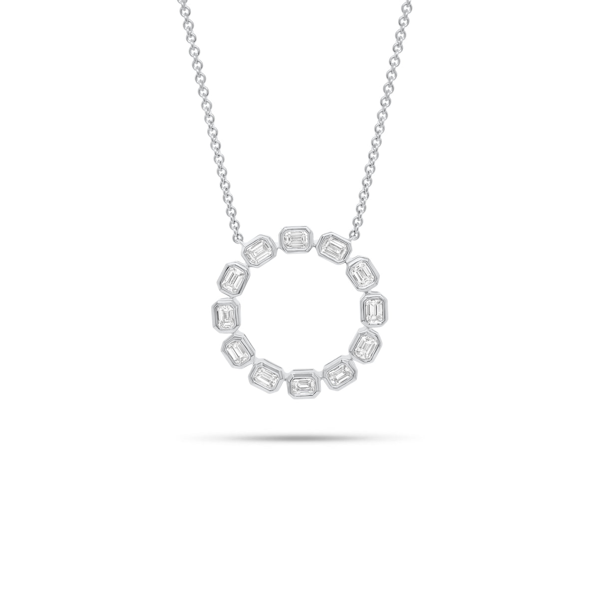 Emerald-Cut Diamond Circle Pendant Necklace - 18K gold weighing 5.31 grams - 12 emerald-cut diamonds weighing 1.07 carats