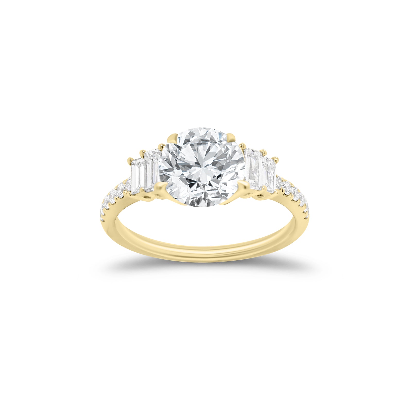 Diamond engagement ring with baguette side stones - 18K gold weighing 3.07 grams  - 12 round diamonds weighing 0.15 carats  - 4 straight baguettes weighing 0.29 carats