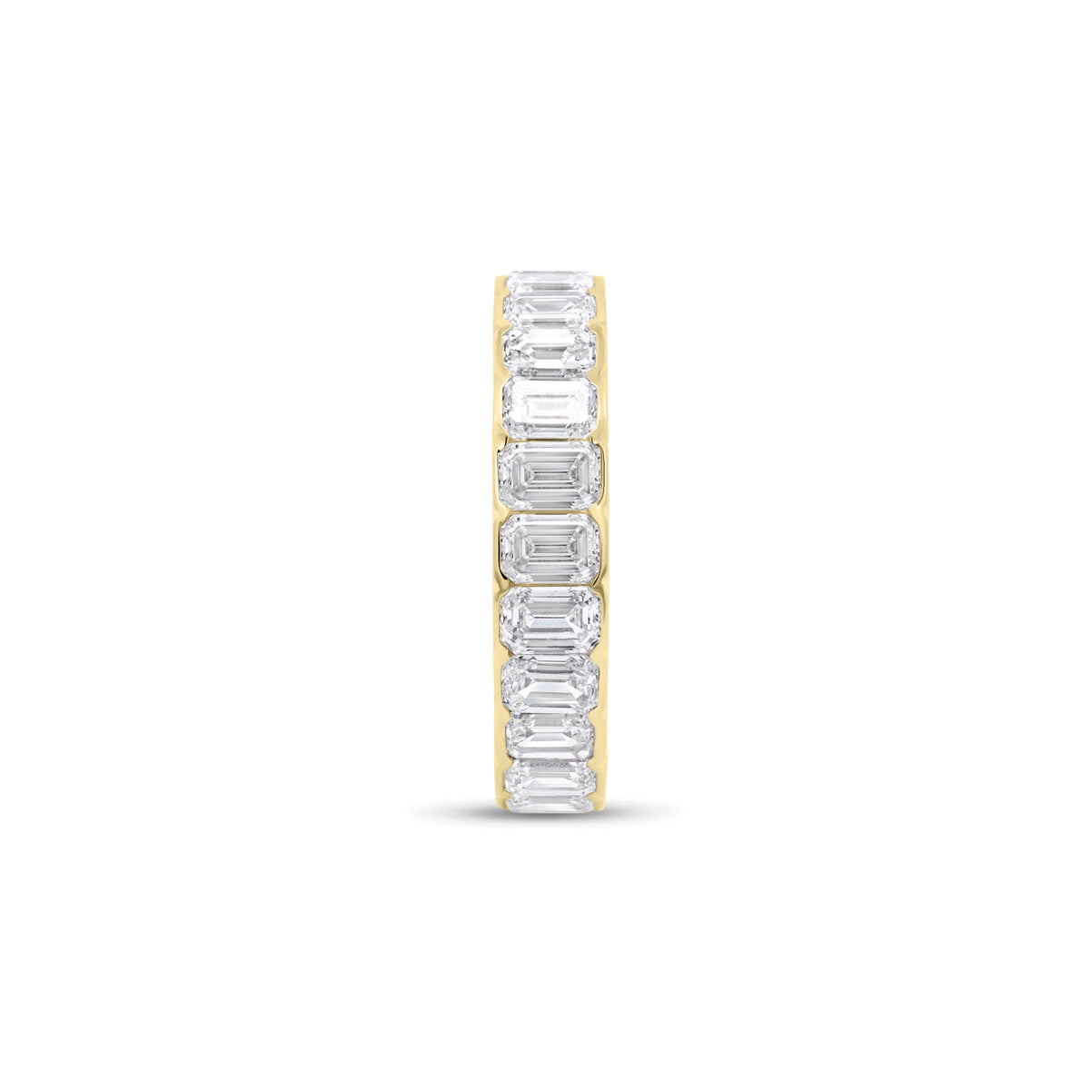 Bezel-set Emerald-cut diamond eternity ring - 18K gold weighing 1.97 grams
- 24 emerald-cut diamonds weighing 3.36 carats (GIA-graded F-color or better, VS2 clarity or higher)