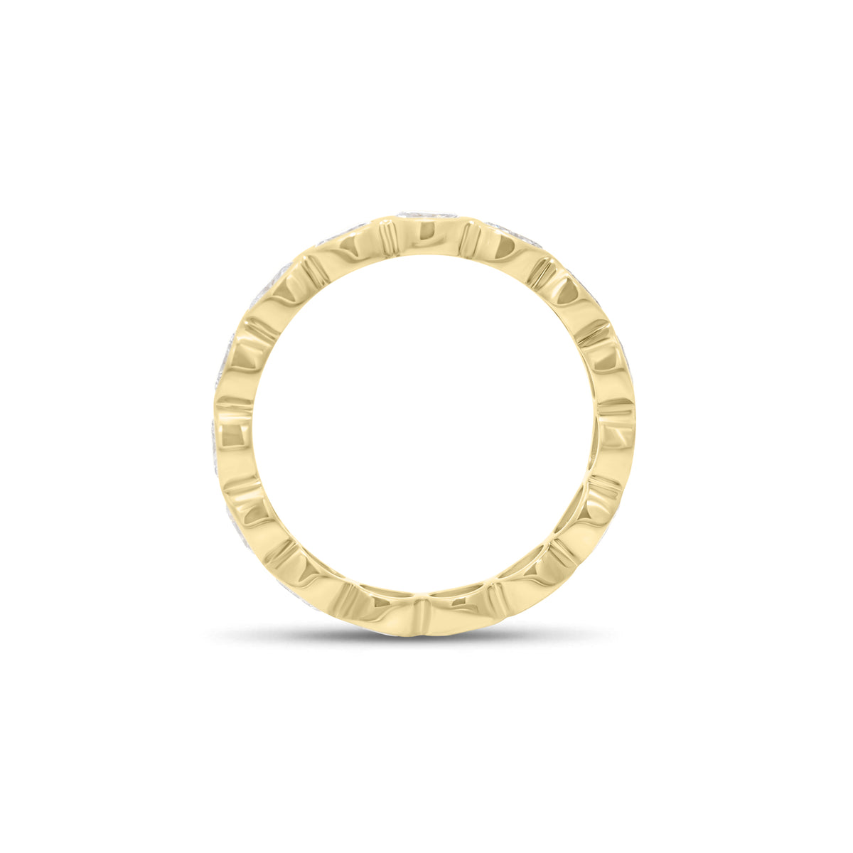 Bezel-set oval diamond eternity ring - 14K gold weighing 1.97 grams
- 15 oval-shaped diamonds weighing 1.20 carats