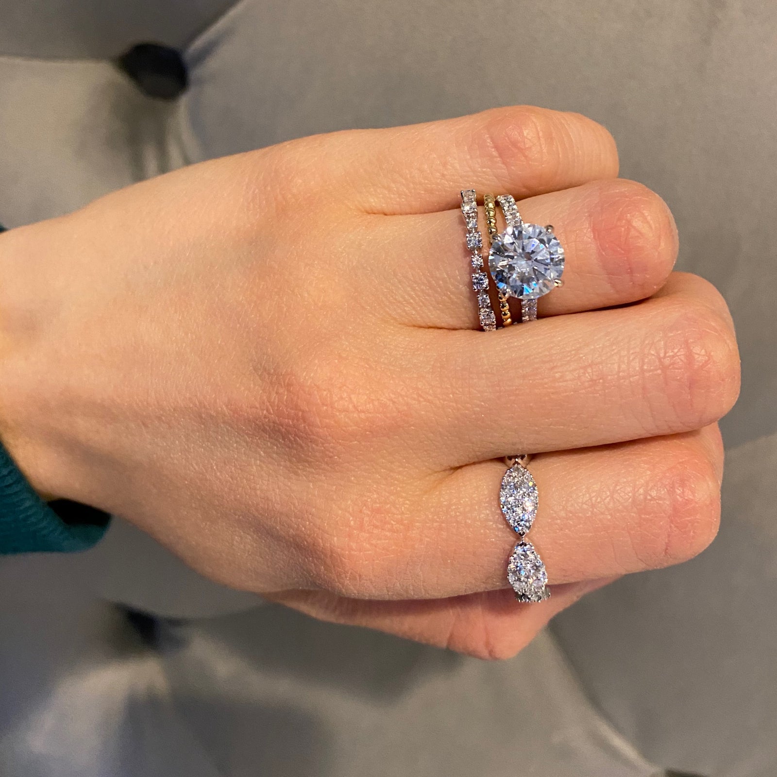 Diamond & Beaded Gold Stacking Ring  - 18K gold weighing 3.21 grams  - 11 round diamonds weighing 0.24 carats