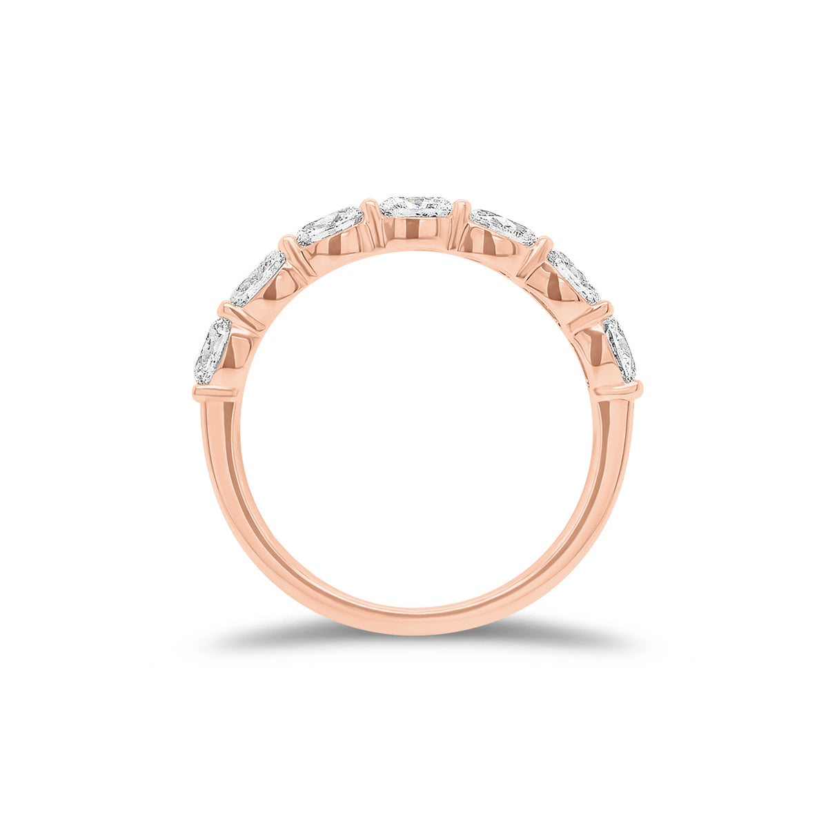 Oval Diamond Wedding Band - 18K gold weighing 2.26 grams - 7 oval-shaped diamonds weighing 0.98 carats