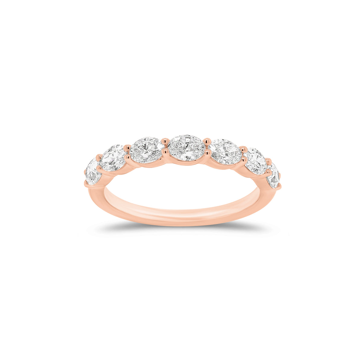 Oval Diamond Wedding Band - 18K gold weighing 2.26 grams - 7 oval-shaped diamonds weighing 0.98 carats
