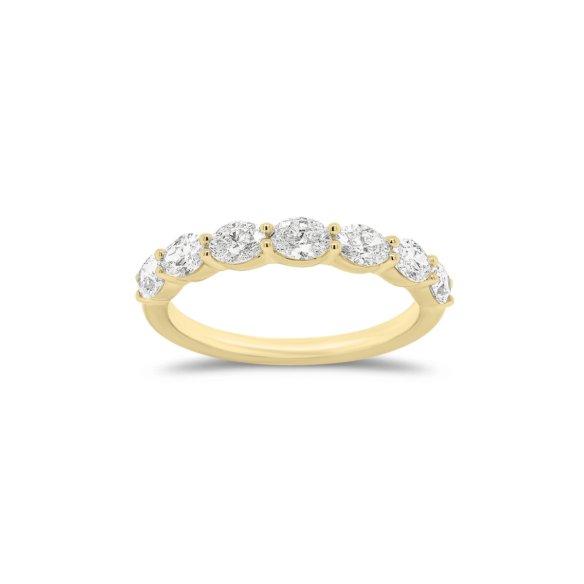 Oval Diamond Wedding Band - 18K gold weighing 2.26 grams - 7 oval-shaped diamonds weighing 0.98 carats