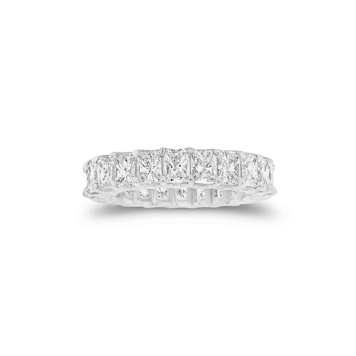 4.47 ct Radiant-Cut Diamond Eternity Band - 18K gold weighing 4.60 grams  - 22 radiant-cut diamonds weighing 4.47 carats (GIA-graded F-color, VS clarity)