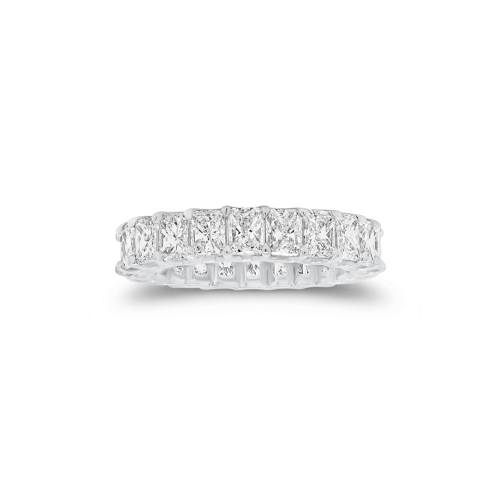 4.47 ct Radiant-Cut Diamond Eternity Band - 18K gold weighing 4.60 grams  - 22 radiant-cut diamonds weighing 4.47 carats (GIA-graded F-color, VS clarity)