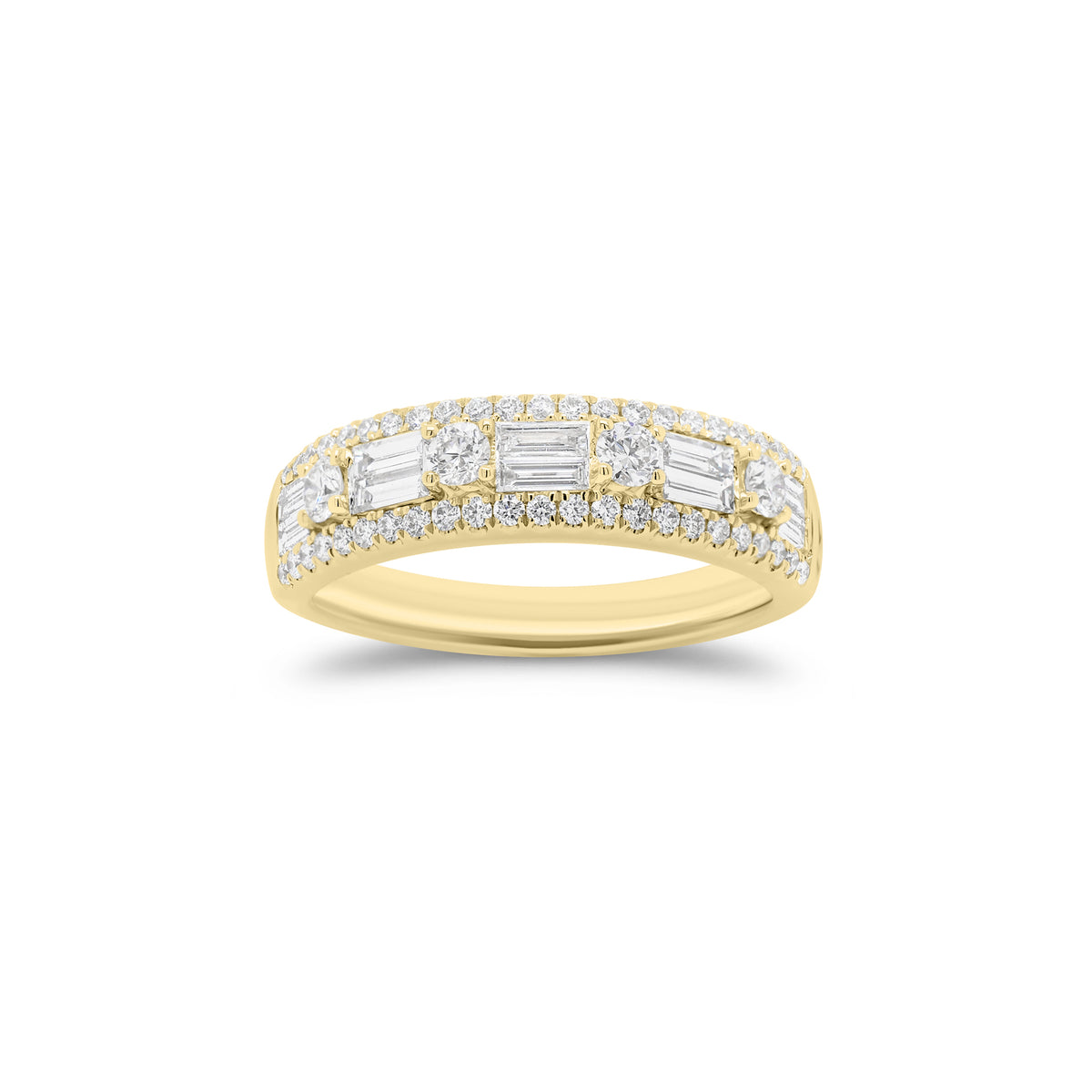 Round & baguette diamond pattern ring - 18K gold weighing 4.45 grams - 50 round diamonds weighing 0.45 carats - 10 straight baguettes weighing 0.43 carats