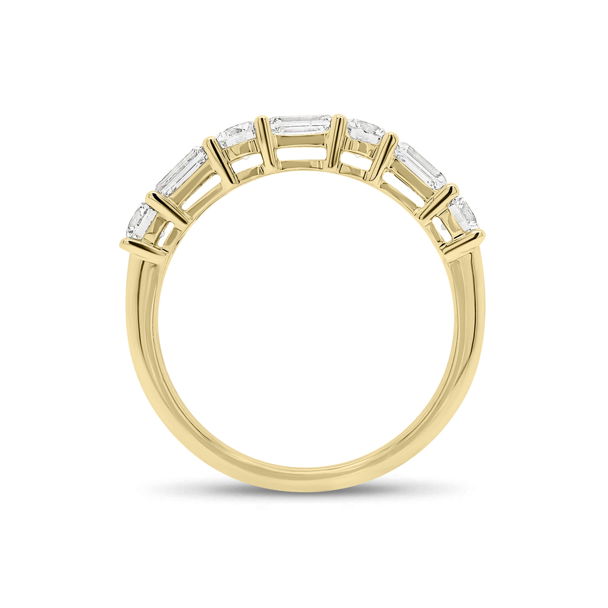 Round & Emerald-Cut Diamond Wedding Band - 18K yellow gold weighing 2.56 grams - 3 emerald-cut diamonds weighing 0.60 carats - 4 round diamonds weighing 0.52 carats