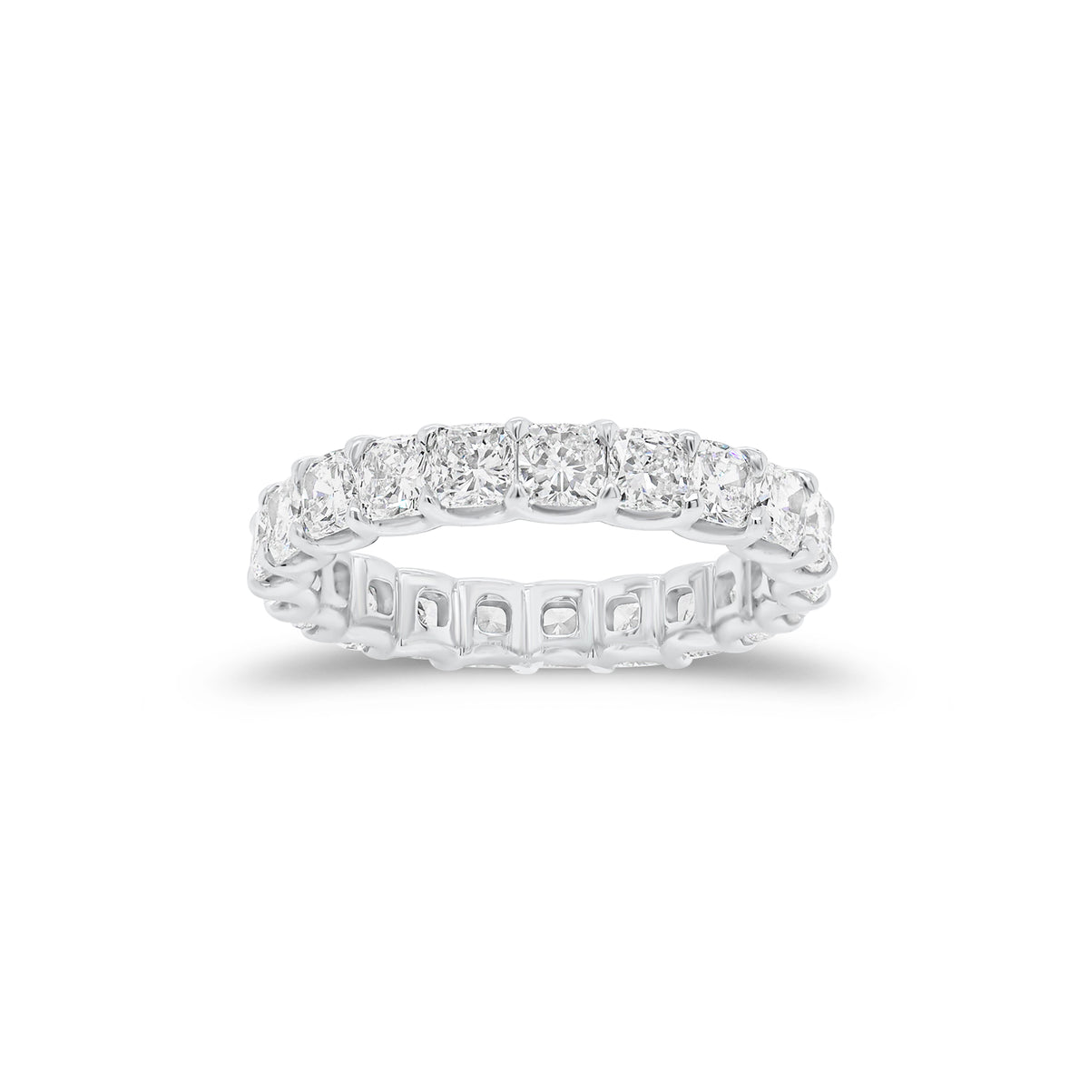 Cushion-Cut Diamond Eternity Ring - 18K gold weighing 3.20 grams  - 21 cushion-cut diamonds weighing 2.99 carats (GIA-graded F-G color, VS2 clarity)