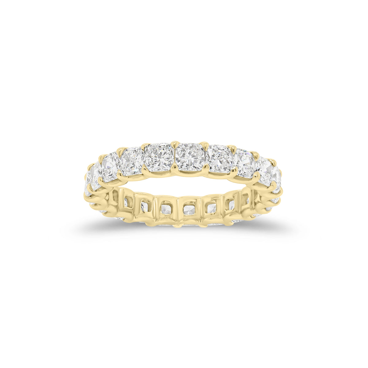 Cushion-Cut Diamond Eternity Ring - 18K gold weighing 3.20 grams - 21 cushion-cut diamonds weighing 2.99 carats (GIA-graded F-G color, VS2 clarity)