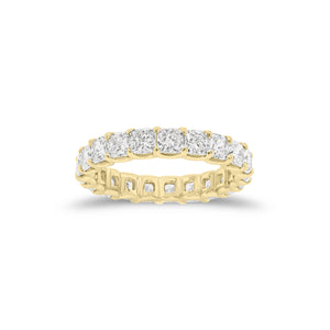 Cushion-Cut Diamond Eternity Ring - 18K gold weighing 3.20 grams - 21 cushion-cut diamonds weighing 2.99 carats (GIA-graded F-G color, VS2 clarity)