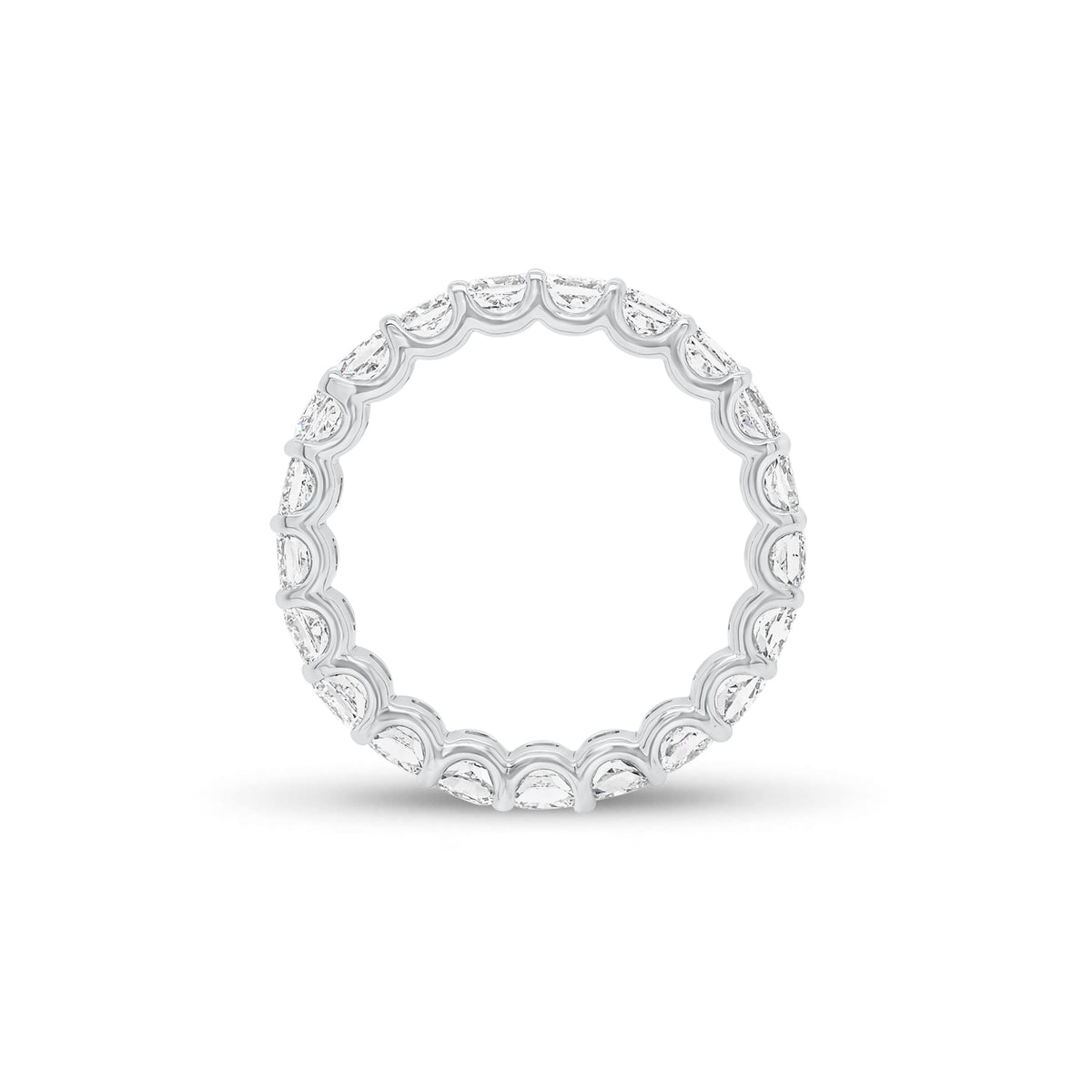 Cushion-Cut Diamond Eternity Ring - 18K gold weighing 3.20 grams - 21 cushion-cut diamonds weighing 2.99 carats (GIA-graded F-G color, VS2 clarity)