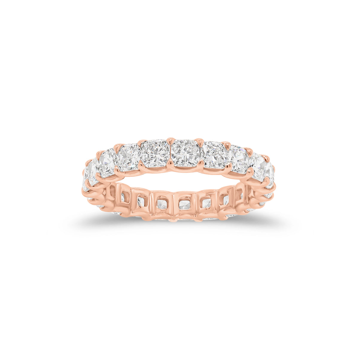 Cushion-Cut Diamond Eternity Ring - 18K gold weighing 3.20 grams - 21 cushion-cut diamonds weighing 2.99 carats (GIA-graded F-G color, VS2 clarity)