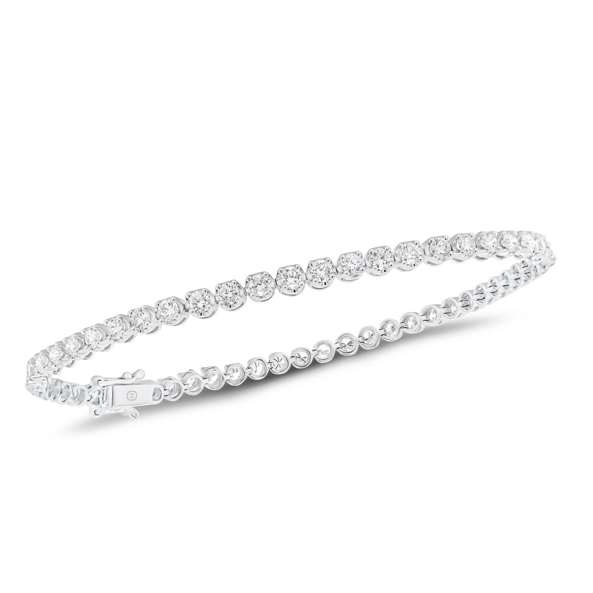 2.72 ct Diamond Tennis Bracelet  14K gold weighing 5.94 grams  - 54 round diamonds weighing 2.72 carats