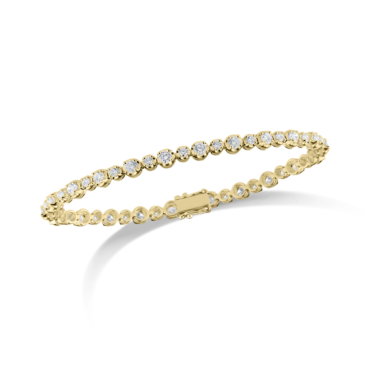 Diamond Classic Tennis Bracelet  - 18K gold weighing 7.84 grams  - 24 round diamonds totaling 2.00 carats  - 24 round diamonds totaling 0.79 carats