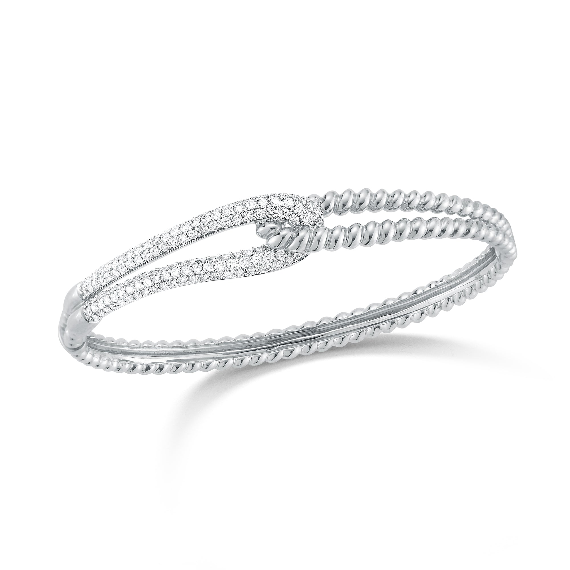 Large Diamond Linked Rope Bangle Bracelet -18k yellow gold weighing 21.73 grams -136 round pave-set diamonds totaling 1.48 carats
