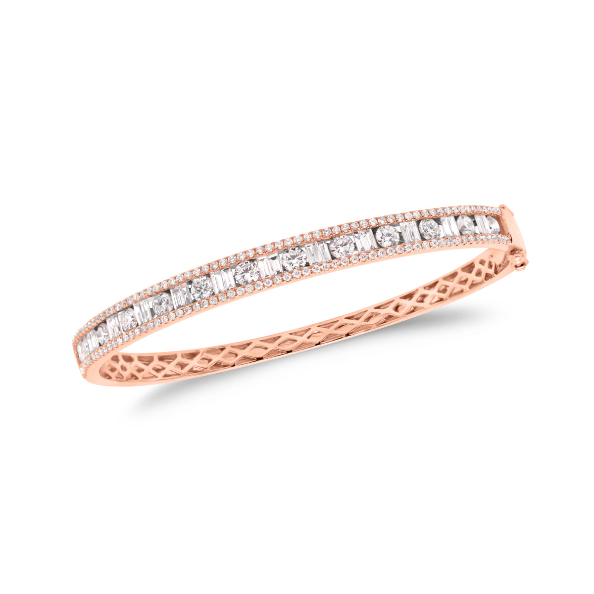 Round & Baguette Diamond Bangle - 14K gold weighing 13.12 grams  - 143 round diamonds totaling 1.92 carats  - 24 straight baguettes weighing 0.73 carats