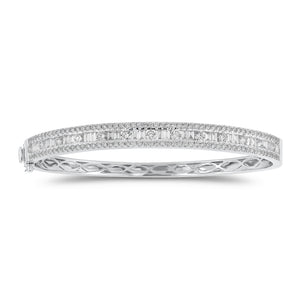 Round & Baguette Diamond Bangle - 14K gold weighing 13.12 grams  - 143 round diamonds totaling 1.92 carats  - 24 straight baguettes weighing 0.73 carats