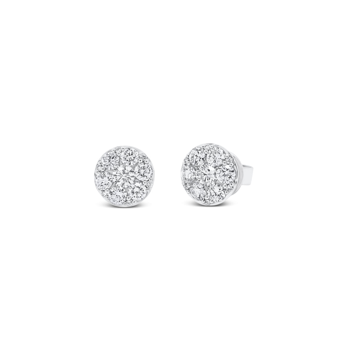 Diamond round halo stud earrings  - 18K gold weighing 2.31 grams  - 26 round diamonds totaling 0.94 carats