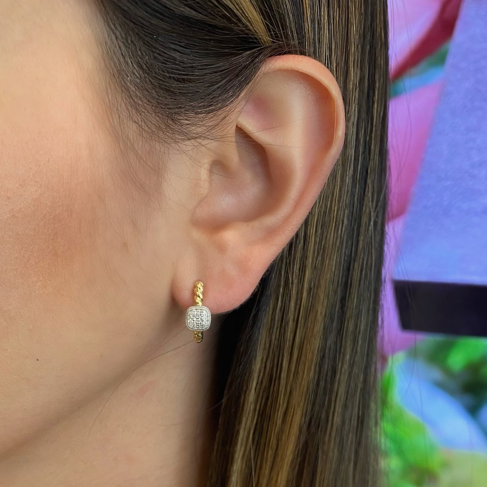 Gold Twist Huggie Earrings with Diamond Squares - 14K gold weighing 3.73 grams    - 32 round diamonds totaling 0.09 carats