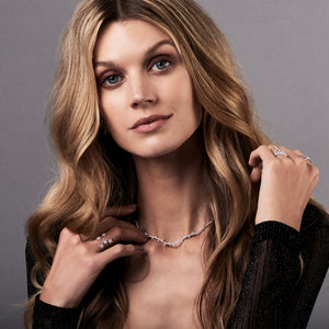 Female Model Wearing Diamond Slim Collar  - 18K gold weighing 16.88 grams  - 289 round diamonds totaling 5.43 carats