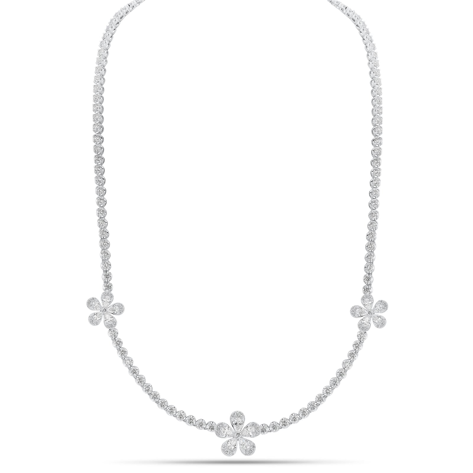 Diamond Flower Tennis Necklace - 18K gold weighing 20.02 grams  - 15 pear-shaped diamonds weighing 1.55 carats  - 115 round diamonds weighing 5.76 carats  - 48 round diamonds weighing 3.50 carats