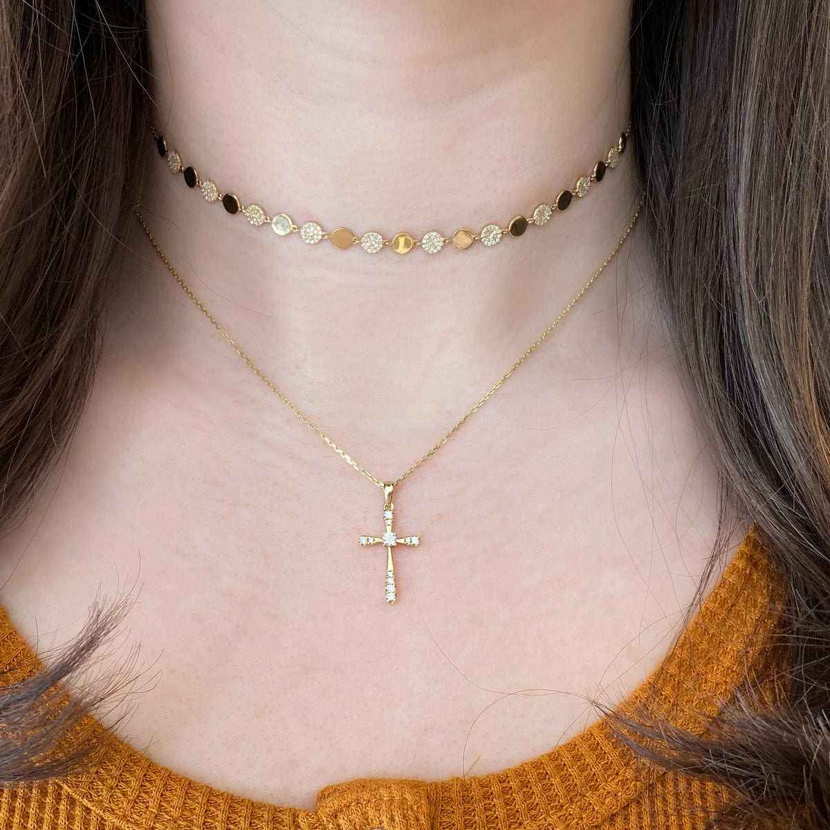 Female Model Wearing Diamond & Gold Disc Necklace  - 14K gold weighing 4.25 grams  - 190 round diamonds totaling 0.42 carats