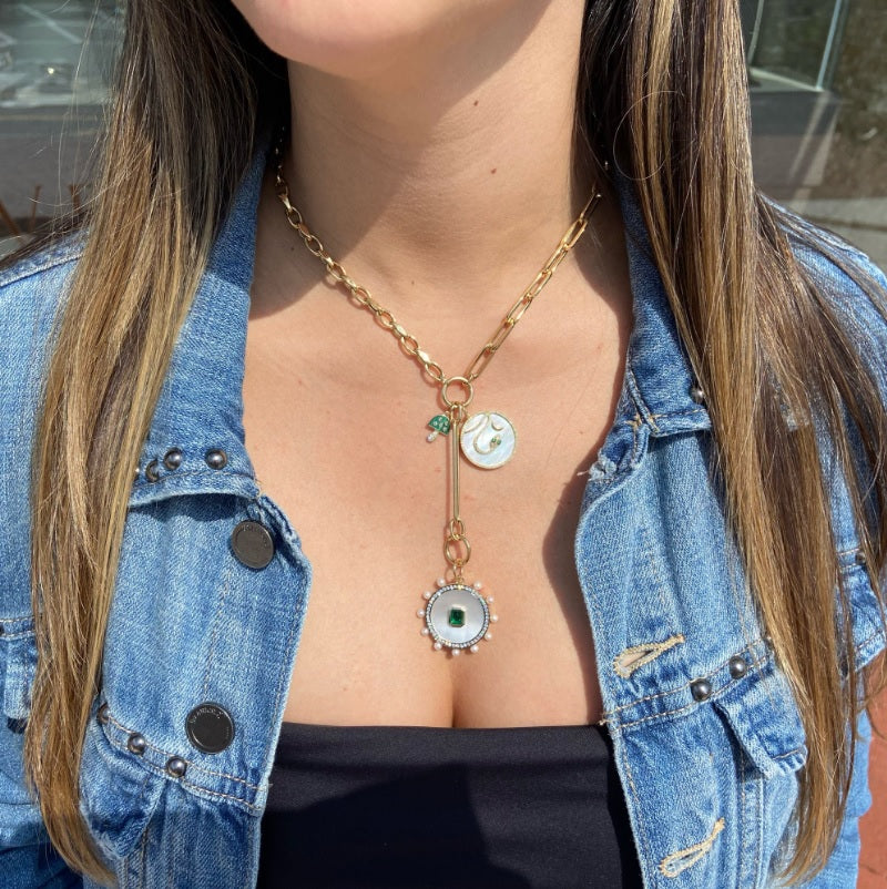 Small Diamond & Malachite Mushroom Pendant - 14K yellow gold weighing 0.77 grams - 32 round diamonds weighing 0.08 carats - 0.41 ct malachite