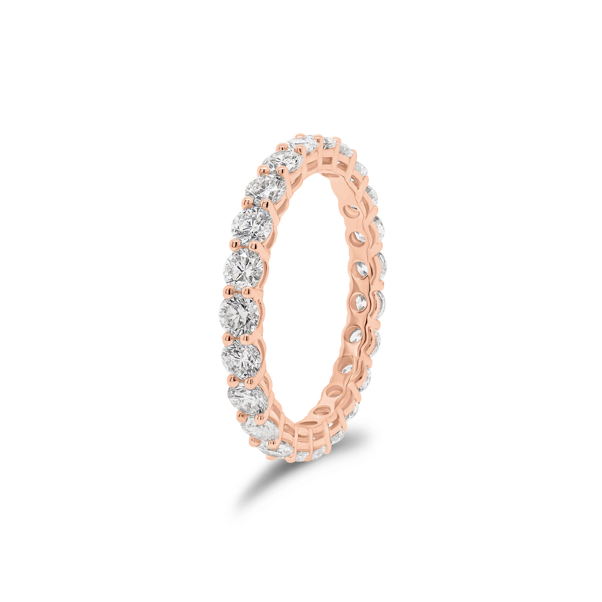 Diamond Shared Prong Eternity Ring - 18K gold weighing 1.47 grams  - 23 round diamonds weighing 1.65 carats