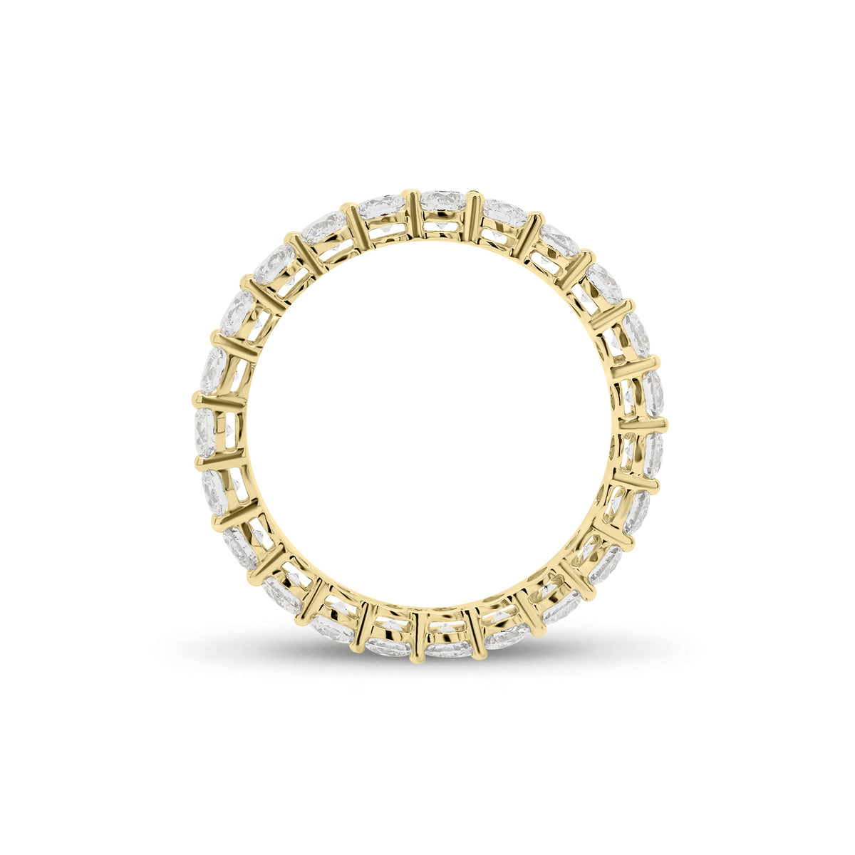 Diamond Shared Prong Eternity Ring - 18K gold weighing 1.47 grams  - 23 round diamonds weighing 1.65 carats