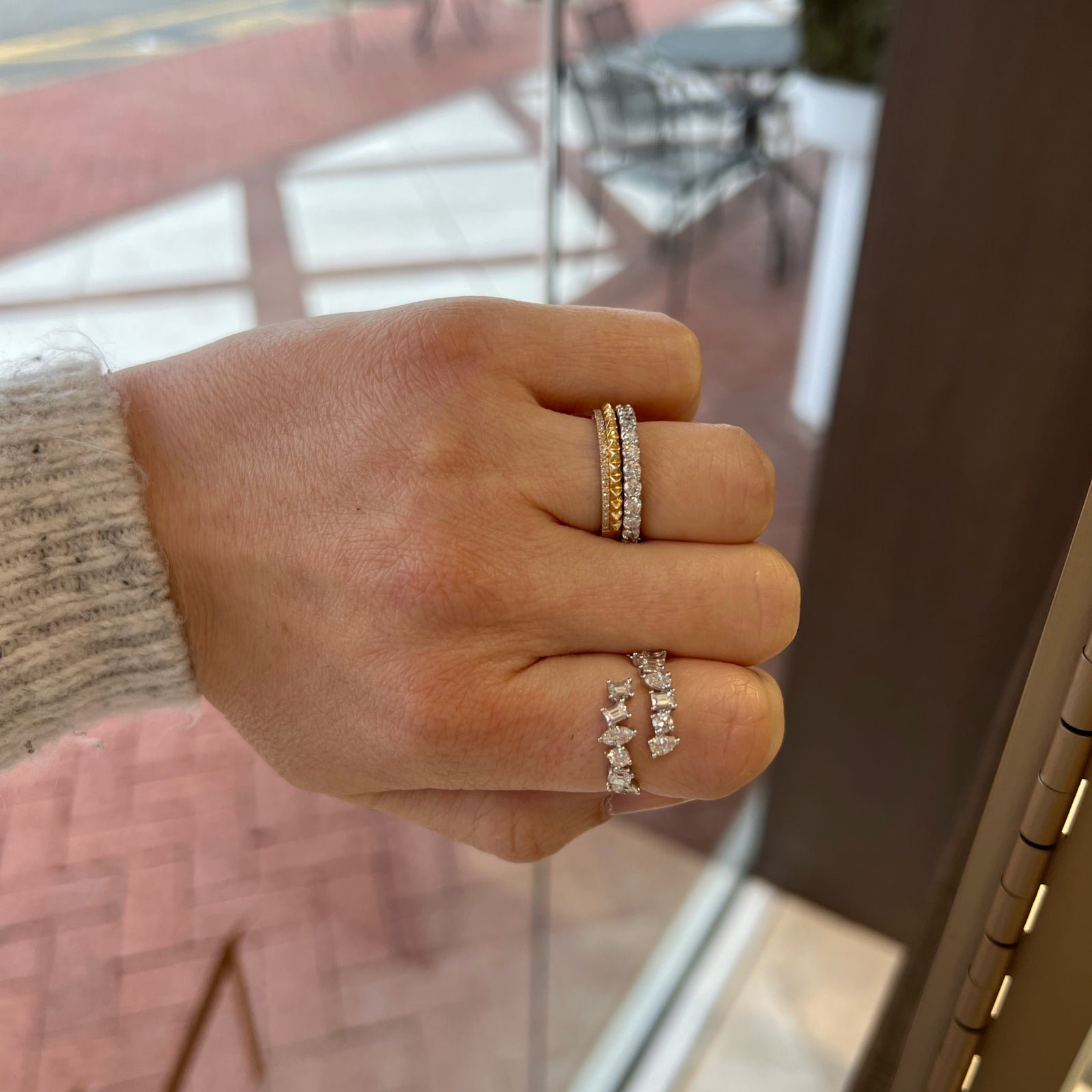 Diamond and Gold Pyramid Double Ring - 14K gold weighing 2.36 grams  - 29 round diamonds weighing 0.09 caratsDiamond & Gold Pyramid Double Ring  - 14K gold weighing 2.36 grams  - 29 round diamonds weighing 0.09 carats