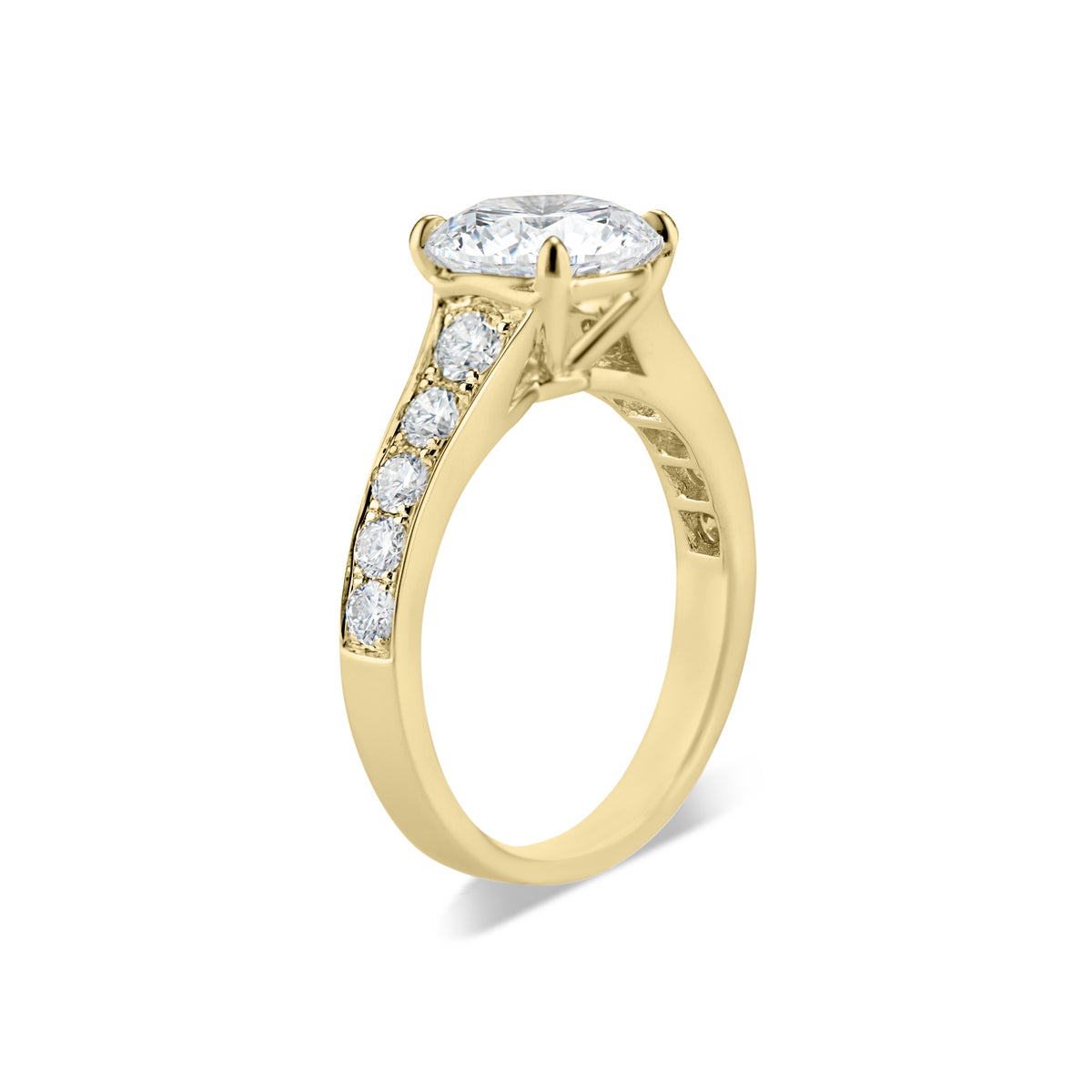 Round Diamond Engagement Ring with Diamond Shoulders  -18 K weighting 4.52 GR  - 10 round diamonds totaling 0.74 carats