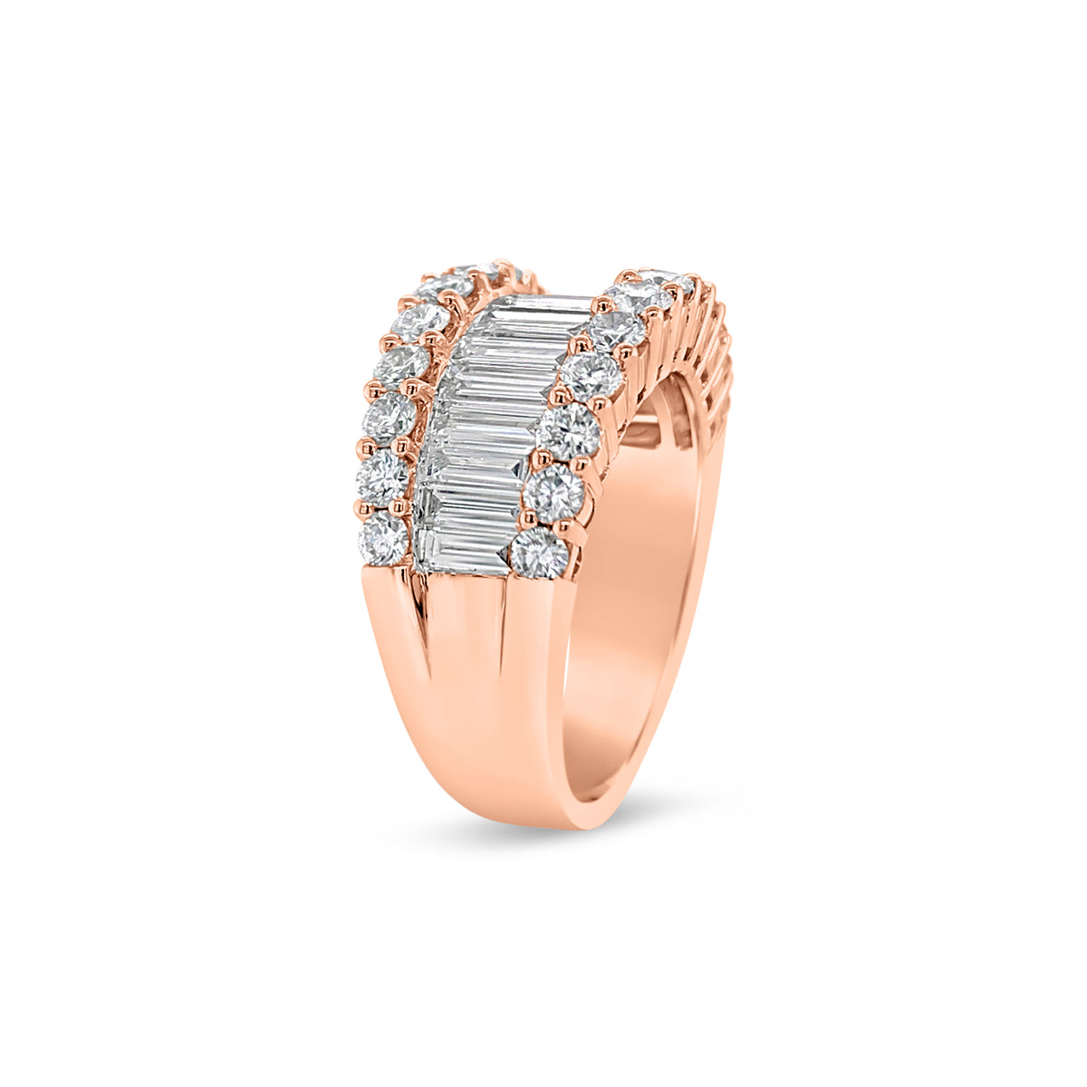 Baguette & Round Diamond Wedding Band   -18K gold weighing 9.73 grams   -15 slim baguettes totaling 1.52 carats   -24 round diamonds totaling 1.31 carats