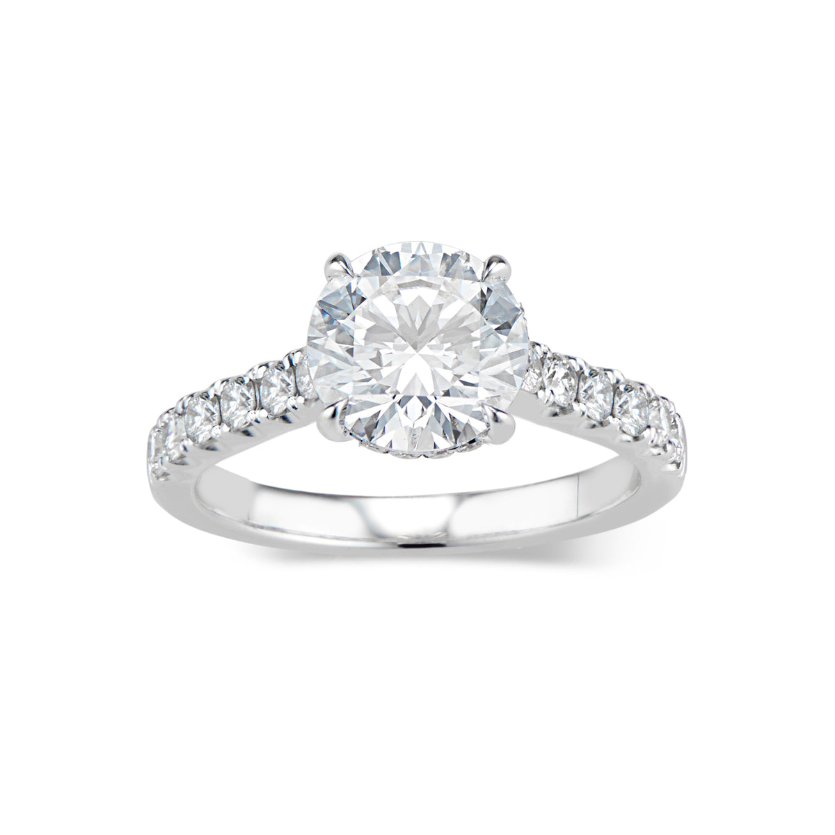Round Diamond Engagement Ring  -18 K weighting 3.87 GR - 44 round diamonds totaling 0.55 carats