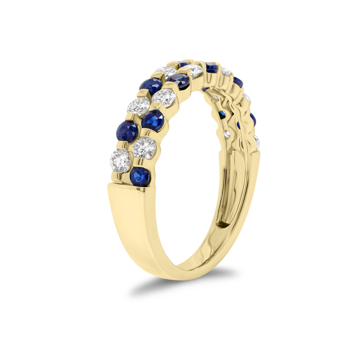 Sapphire & diamond double-row ring - 18K gold weighing 3.12 grams  - 12 round diamonds totaling 0.47 carats  - 11 sapphires totaling 0.58 carats